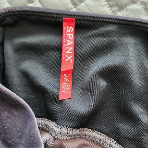 SPANX HIGH WAIST VELVET LEGGINGS - Picture 4 of 6